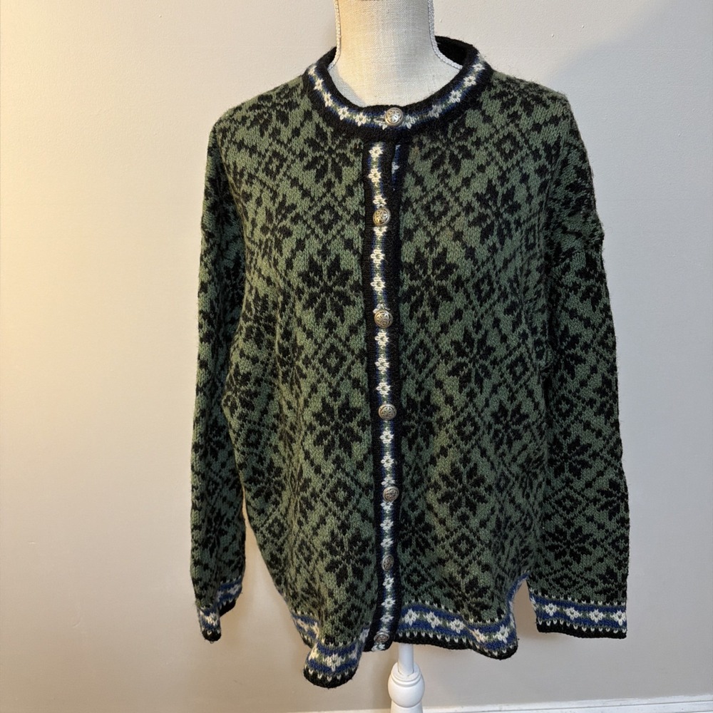 LL Bean Sweater Womens XLarge Fair Isle Button Cardigan Nordic Snowflake Green